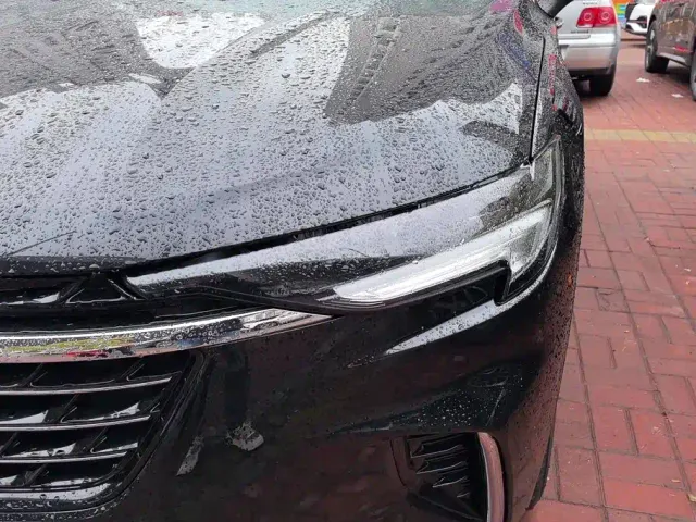 Buick Envision Plus — Фото автомобиля 5