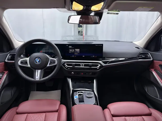 BMW i3 — Фото автомобиля 9