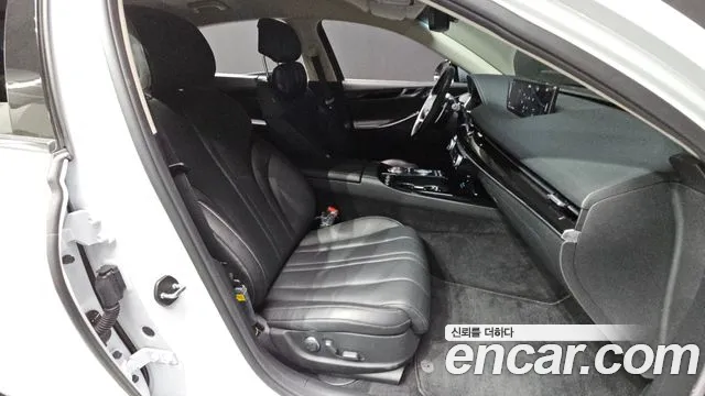 Genesis G80 RG3 — Фото автомобиля 16