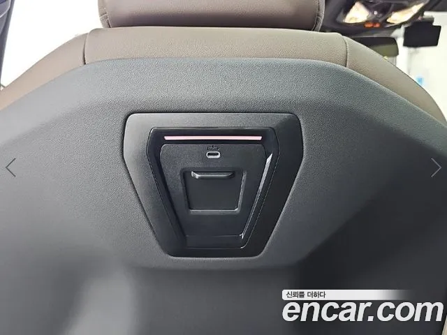 BMW 5 Series G60 — Фото автомобиля 14