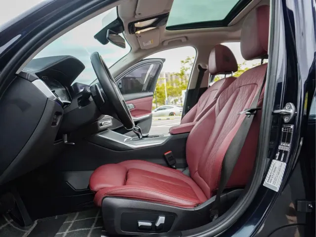 BMW 3 Series — Фото автомобиля 25