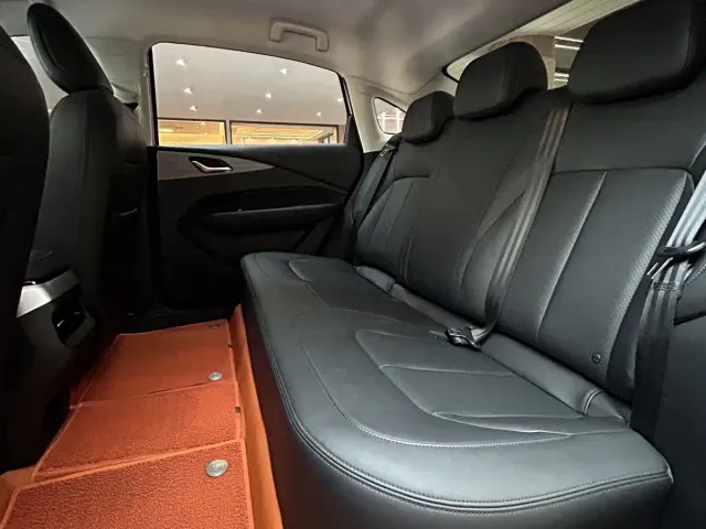 Wuling Starlight — Фото автомобиля 16