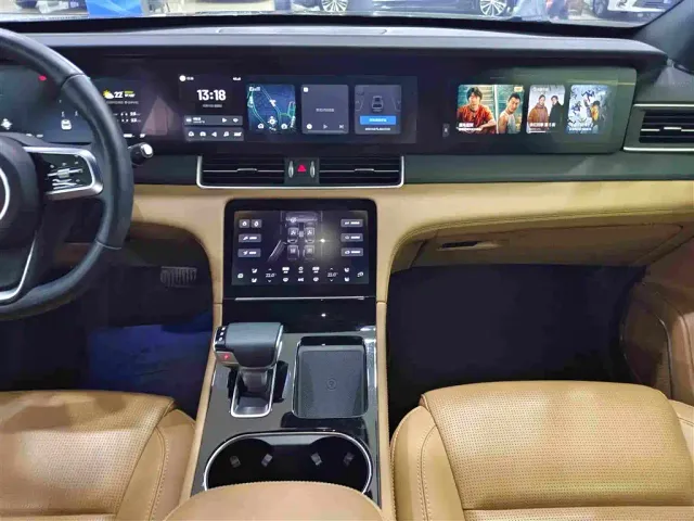 Li Auto ONE — Фото автомобиля 7