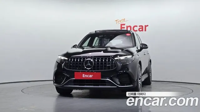 Фотография автомобиля — Mercedes-Benz GLC-Class