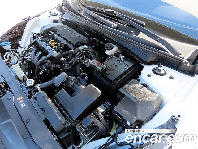 Hyundai Avante CN7 — Фото автомобиля 19