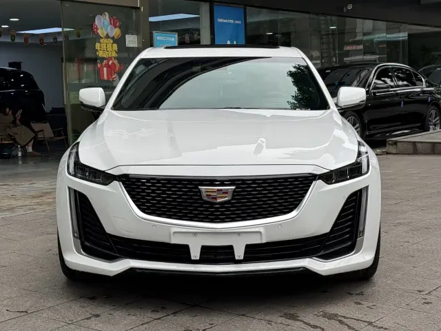 Cadillac CT5 — Фото автомобиля 2