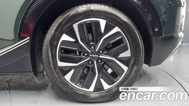 Kia EV6 — Фото автомобиля 6