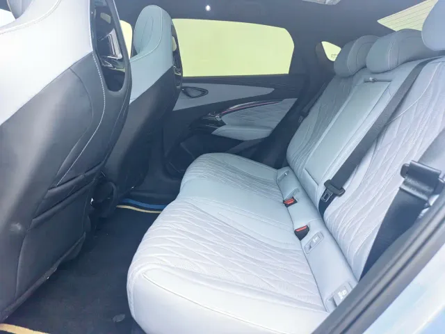 BYD Seal — Фото автомобиля 5