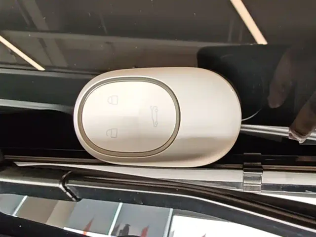 Nio EC7 — Фото автомобиля 8