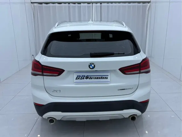 BMW X1 — Фото автомобиля 5