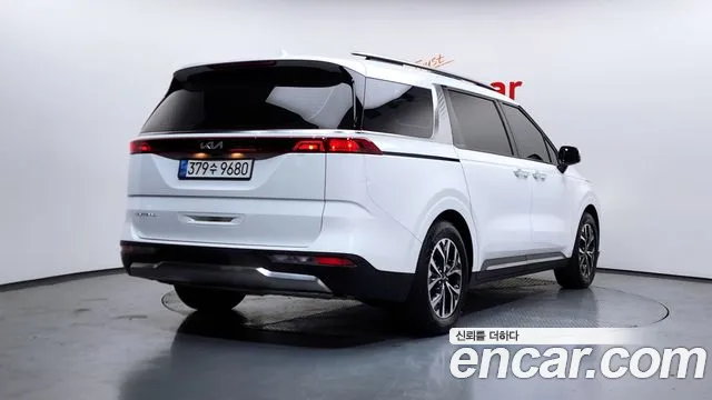 Kia Canival Carnival 4 поколение Бензин 9 мест Signature — Фото автомобиля 2
