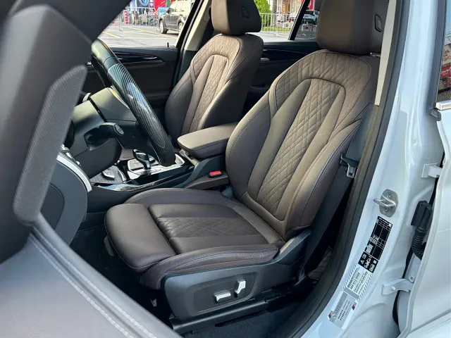 BMW X3 — Фото автомобиля 11