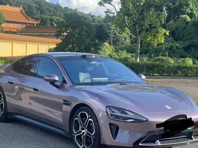 Xiaomi SU7 — Фото автомобиля 2