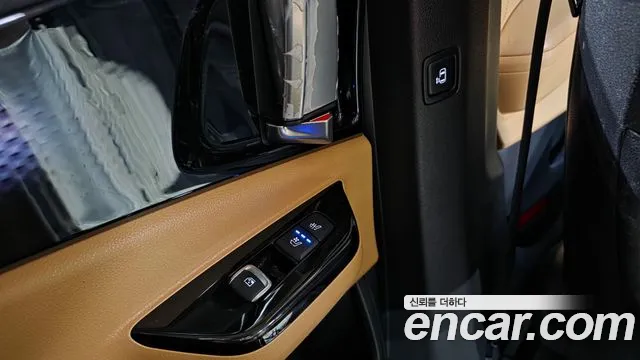 Kia Canival Carnival 4 поколение Бензин 9 мест Signature — Фото автомобиля 15