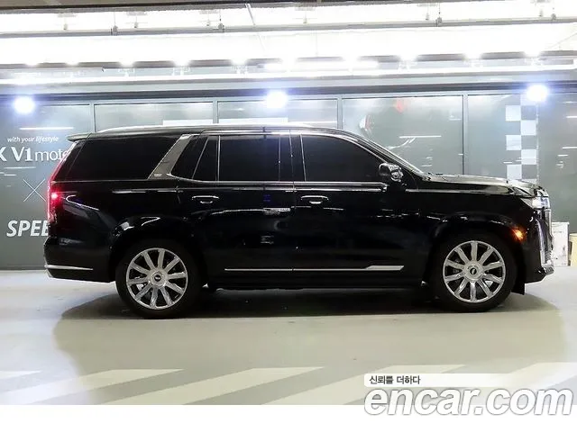 Cadillac Escalade Escalade 5 поколение — Фото автомобиля 3