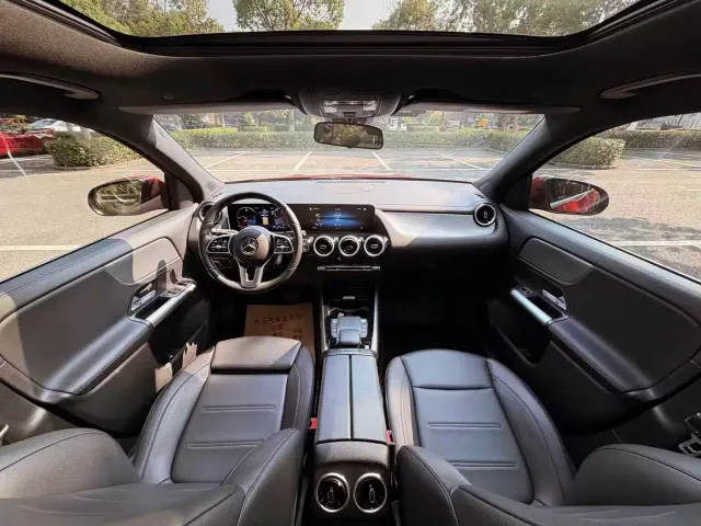 Mercedes-Benz GLA-Class — Фото автомобиля 12