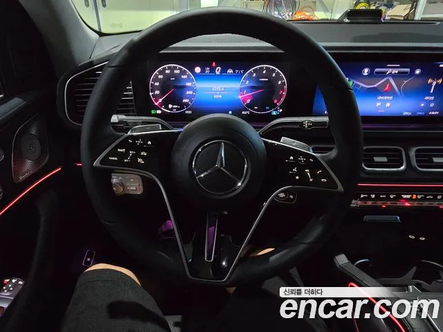 Mercedes-Benz GLE-Class — Фото автомобиля 6