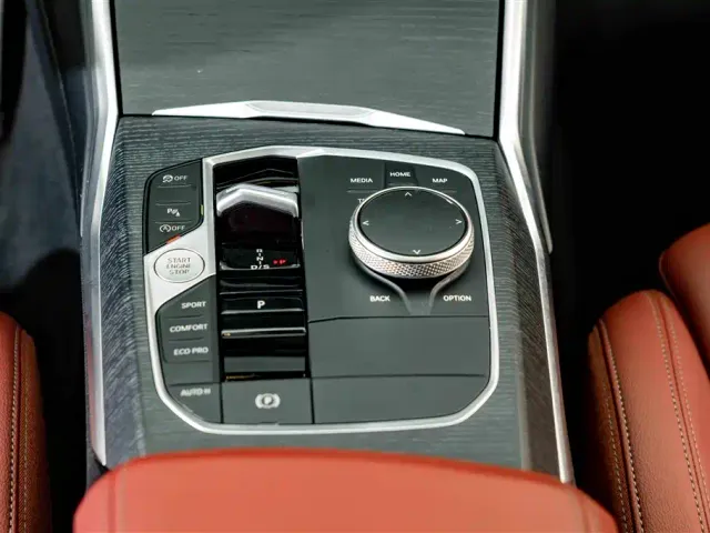 BMW 3 Series — Фото автомобиля 14