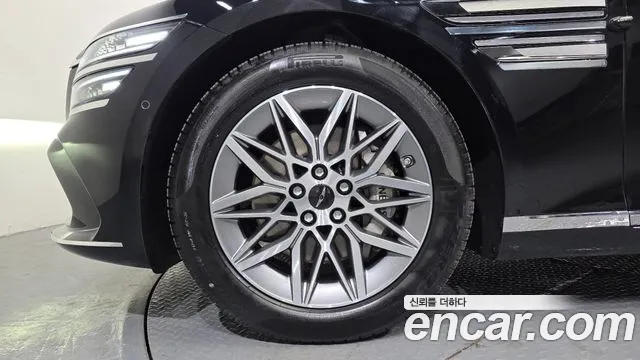 Genesis G80 Бензин 2.5 турбо AWD — Фото автомобиля 5