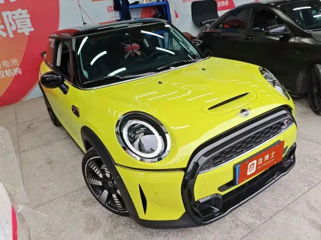 MINI Hatch — Фото автомобиля 2