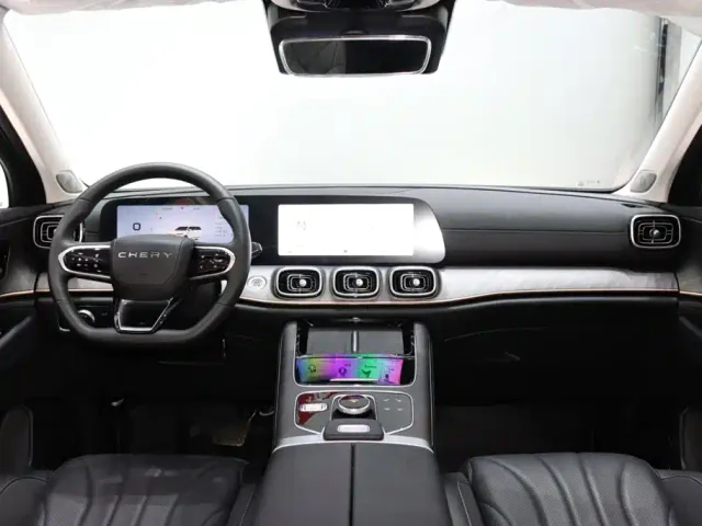 Chery Tiggo 9 — Фото автомобиля 12
