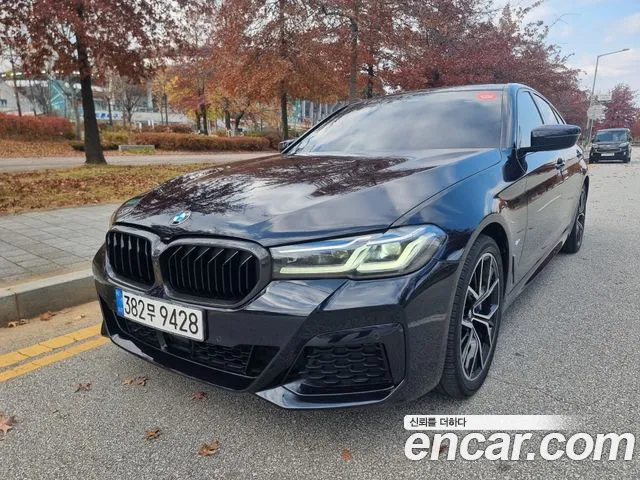 BMW 5-Series 5 серия (G30) 530i xDrive M Sport — Фото автомобиля 3