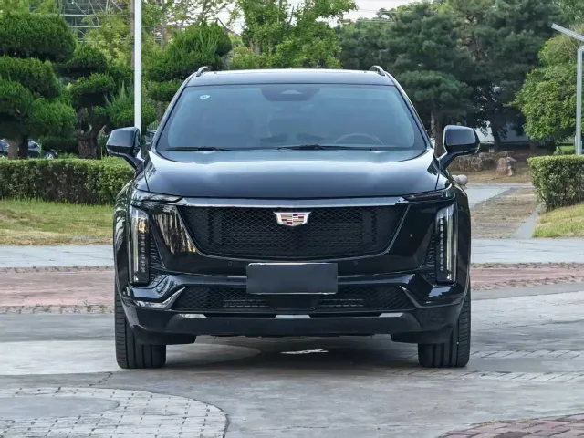 Cadillac XT5 — Фото автомобиля 2