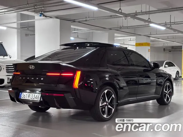 Hyundai Avante (CN8) — Фото автомобиля 2