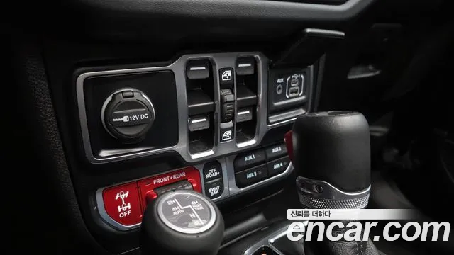 Jeep Wrangler JL — Фото автомобиля 30
