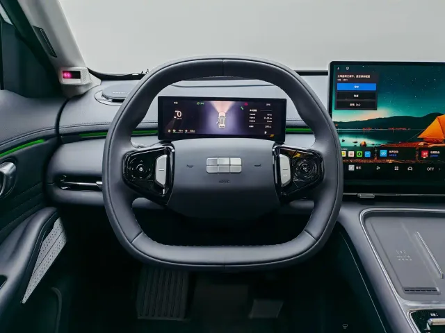 Geely Galaxy Starship 7 EM-i — Фото автомобиля 7