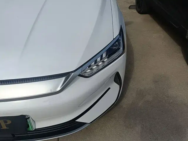 BYD Qin PLUS — Фото автомобиля 23