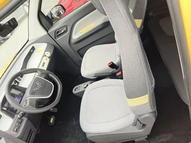 Wuling Hongguang Mini EV — Фото автомобиля 14