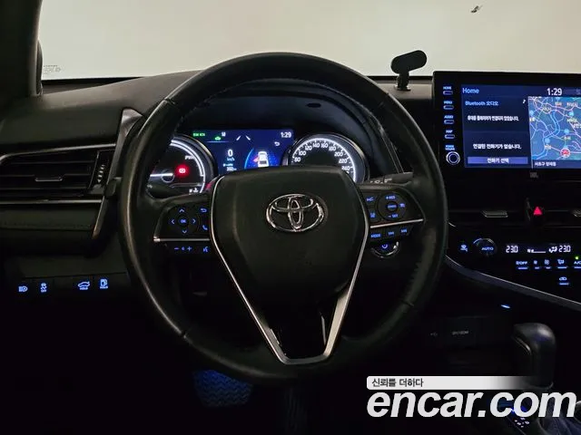 Toyota Camry XV70 — Фото автомобиля 12