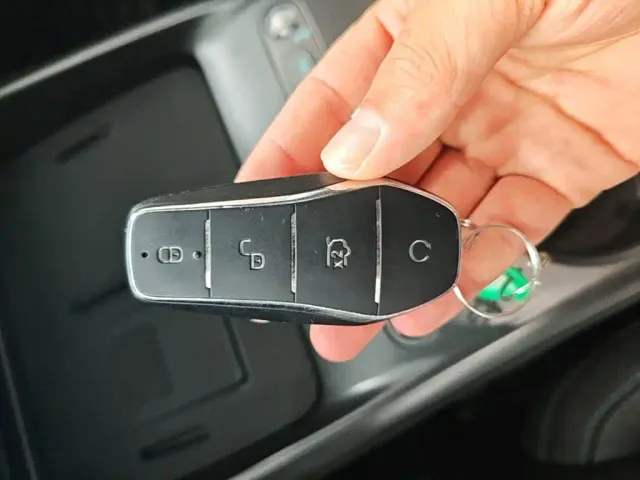 BYD Seal 06 — Фото автомобиля 8