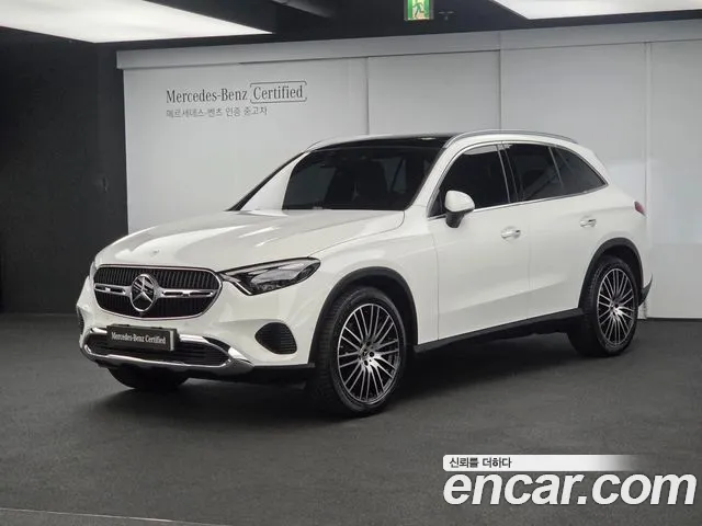 Фотография автомобиля — Mercedes-Benz GLC-Class