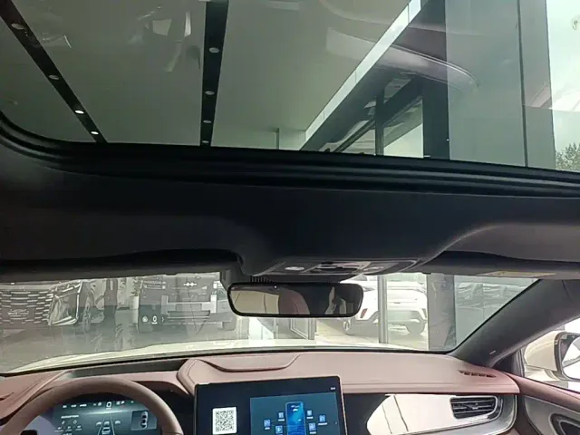 BYD Seal 07 DM-i — Фото автомобиля 17