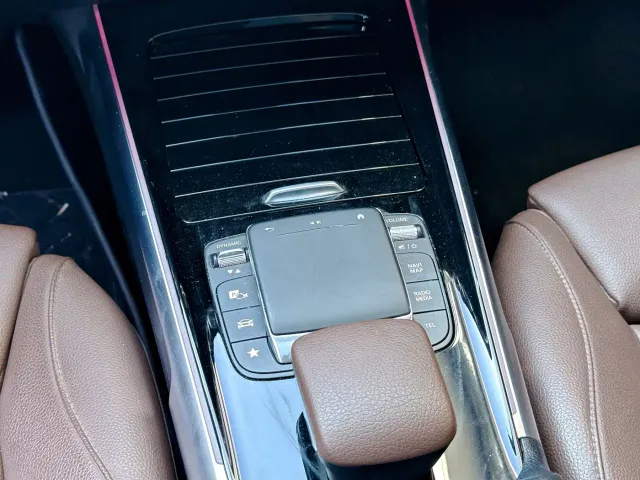 Mercedes-Benz GLB-Class — Фото автомобиля 15