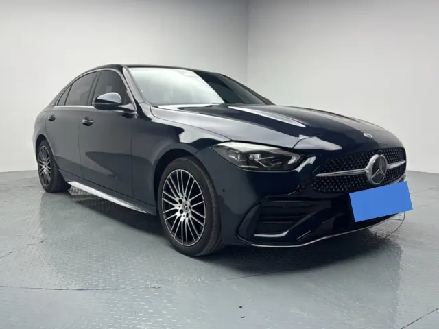 Mercedes-Benz C-Class — Фото автомобиля 3
