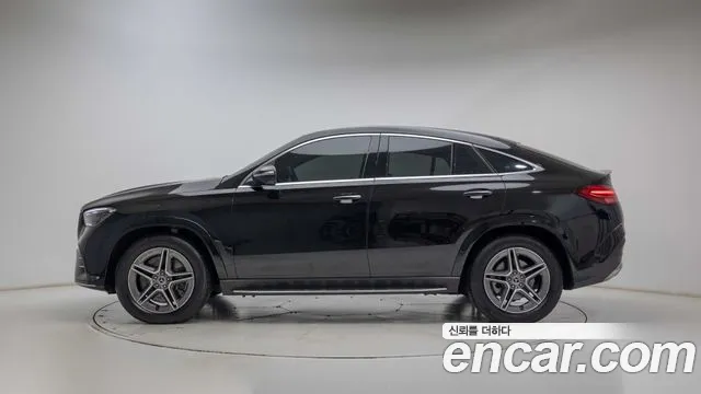 Mercedes-Benz GLE-Class — Фото автомобиля 8