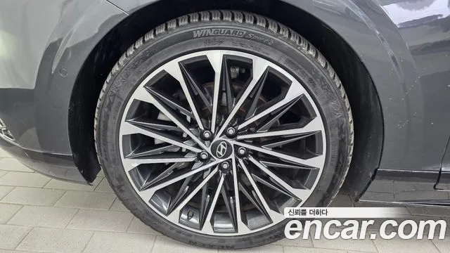 Hyundai Grandeur Grandeur (GN7) 3.5 Бензин 4WD — Фото автомобиля 5