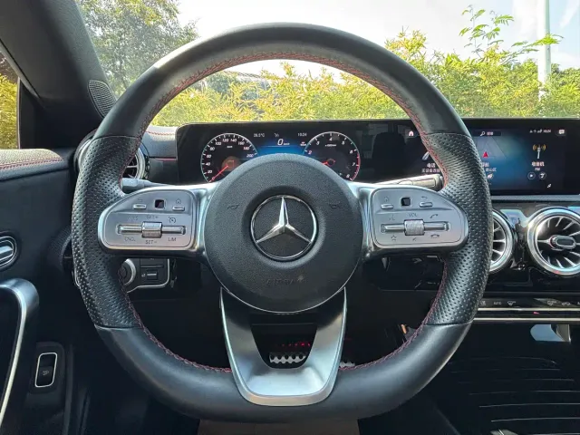 Mercedes-Benz CLA-Class — Фото автомобиля 10