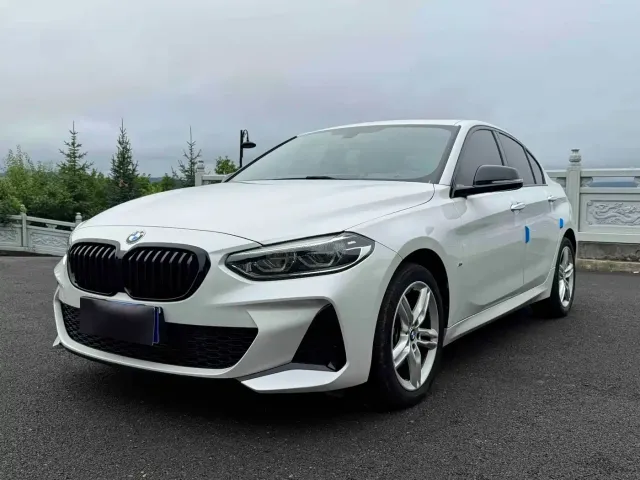 Фотография автомобиля — BMW 1 Series