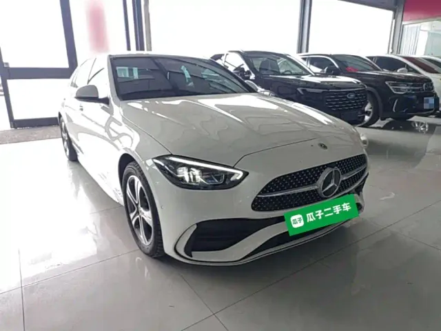 Mercedes-Benz C-Class — Фото автомобиля 3