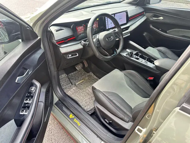 Geely Binrui — Фото автомобиля 8