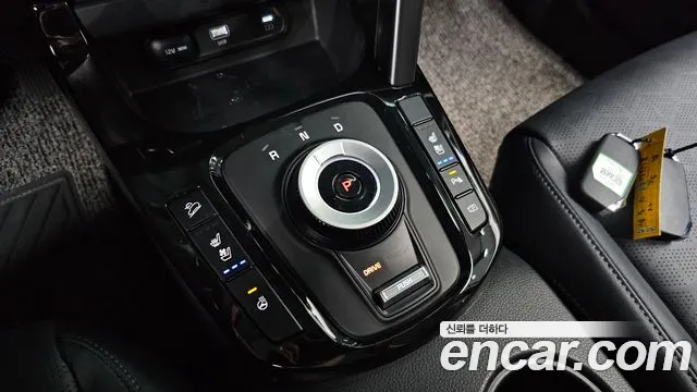Kia Seltos New — Фото автомобиля 12