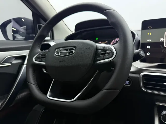 Geely Binyue — Фото автомобиля 13