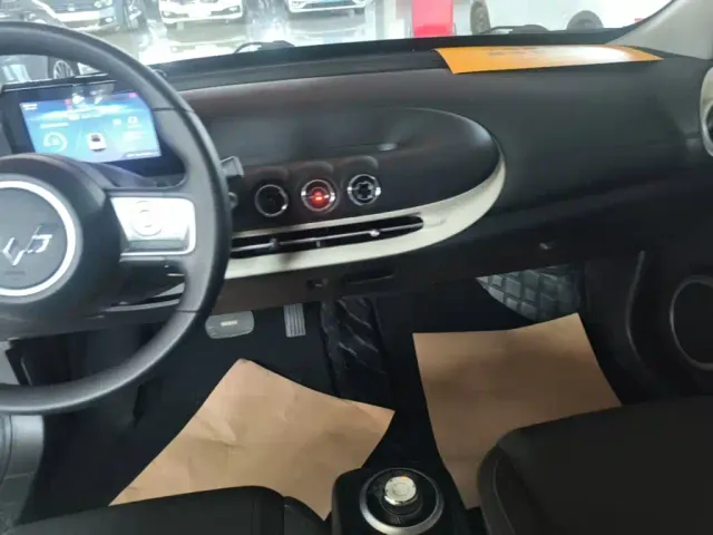 Wuling Bingo — Фото автомобиля 12