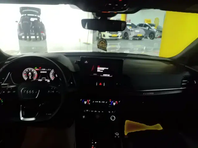 Audi Q5L — Фото автомобиля 9