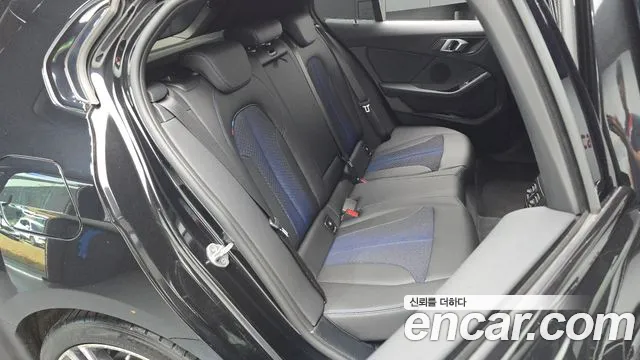 BMW 1 Series F40 — Фото автомобиля 10