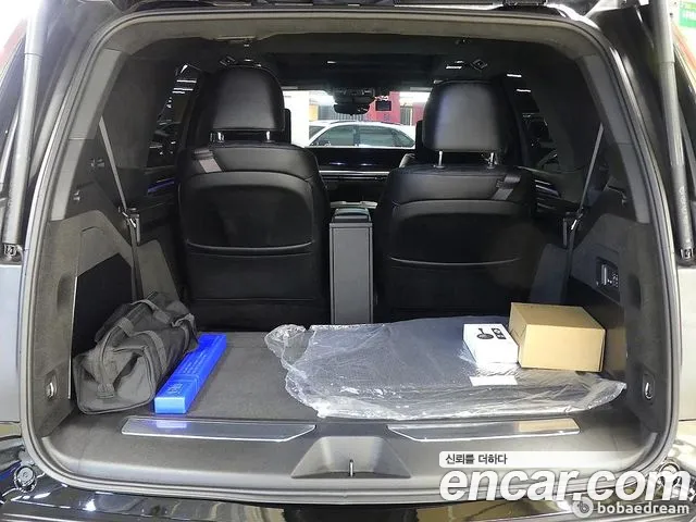 Cadillac Escalade Escalade 5 поколение — Фото автомобиля 10